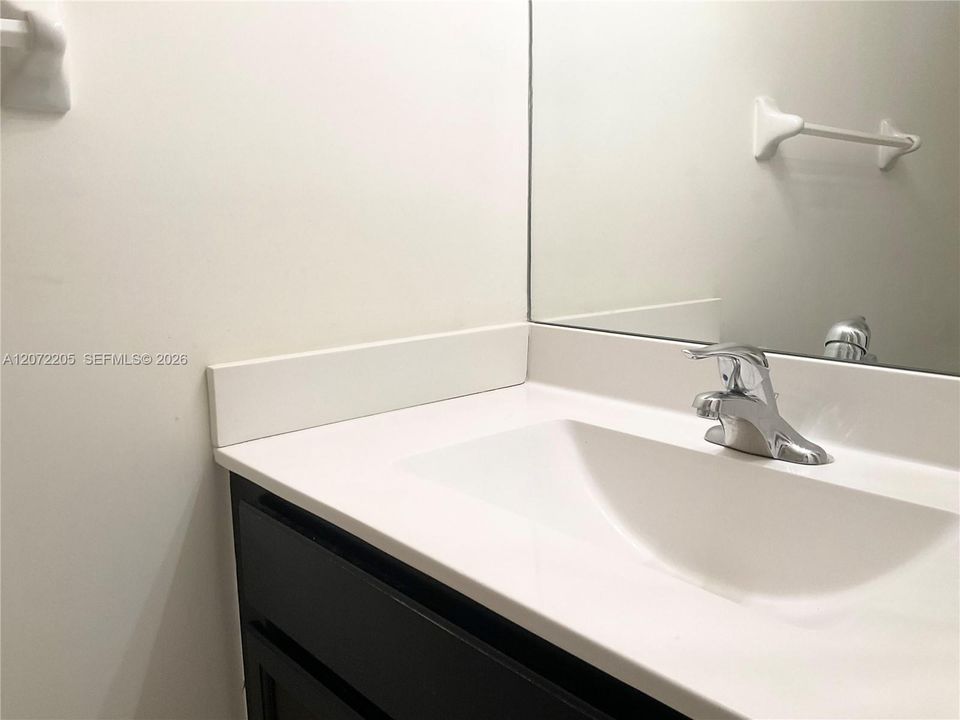 En Renta: $2,600 (3 camas, 2 baños, 1659 Pies cuadrados)