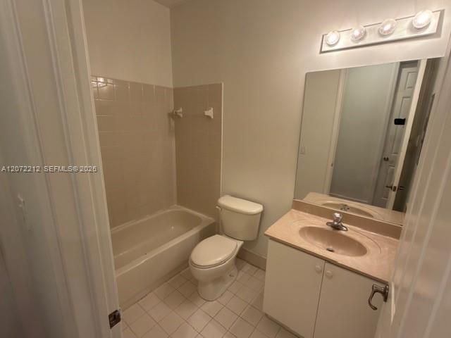 En Venta: $320,000 (4 camas, 3 baños, 1544 Pies cuadrados)