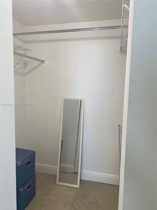 В аренду: $3,000 (1 спален, 1 ванн, 899 Квадратных фут)