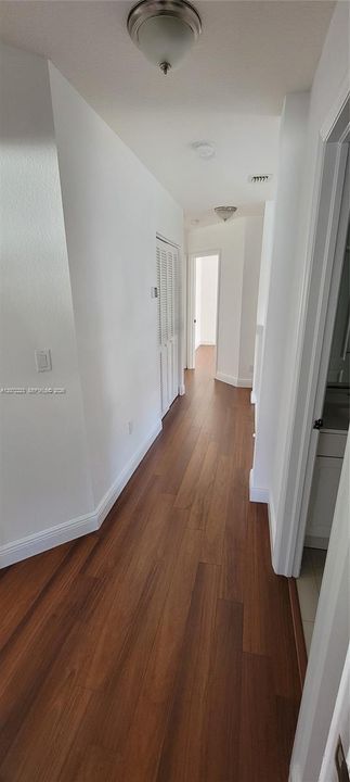 En Renta: $3,990 (4 camas, 2 baños, 1904 Pies cuadrados)