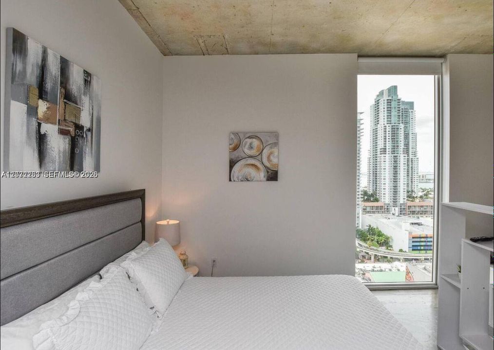 For Rent: $2,750 (1 beds, 1 baths, 446 Square Feet)