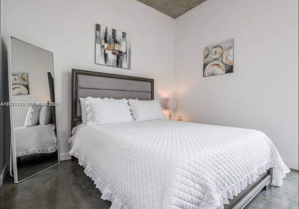 For Rent: $2,750 (1 beds, 1 baths, 446 Square Feet)