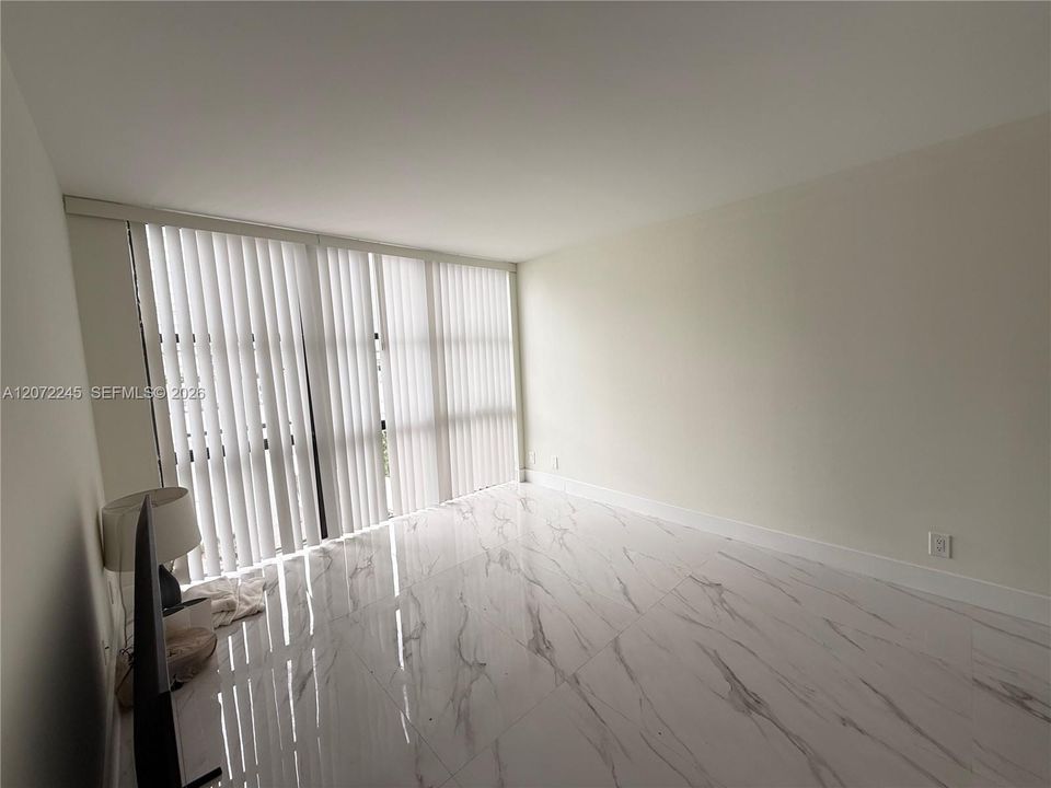 В аренду: $2,000 (1 спален, 1 ванн, 640 Квадратных фут)