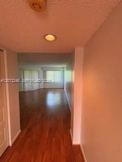 For Sale: $164,900 (1 beds, 1 baths, 840 Square Feet)