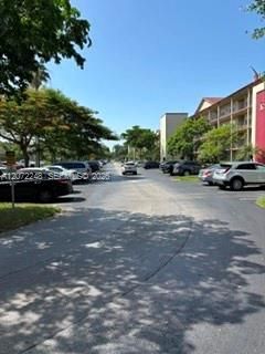 For Sale: $164,900 (1 beds, 1 baths, 840 Square Feet)