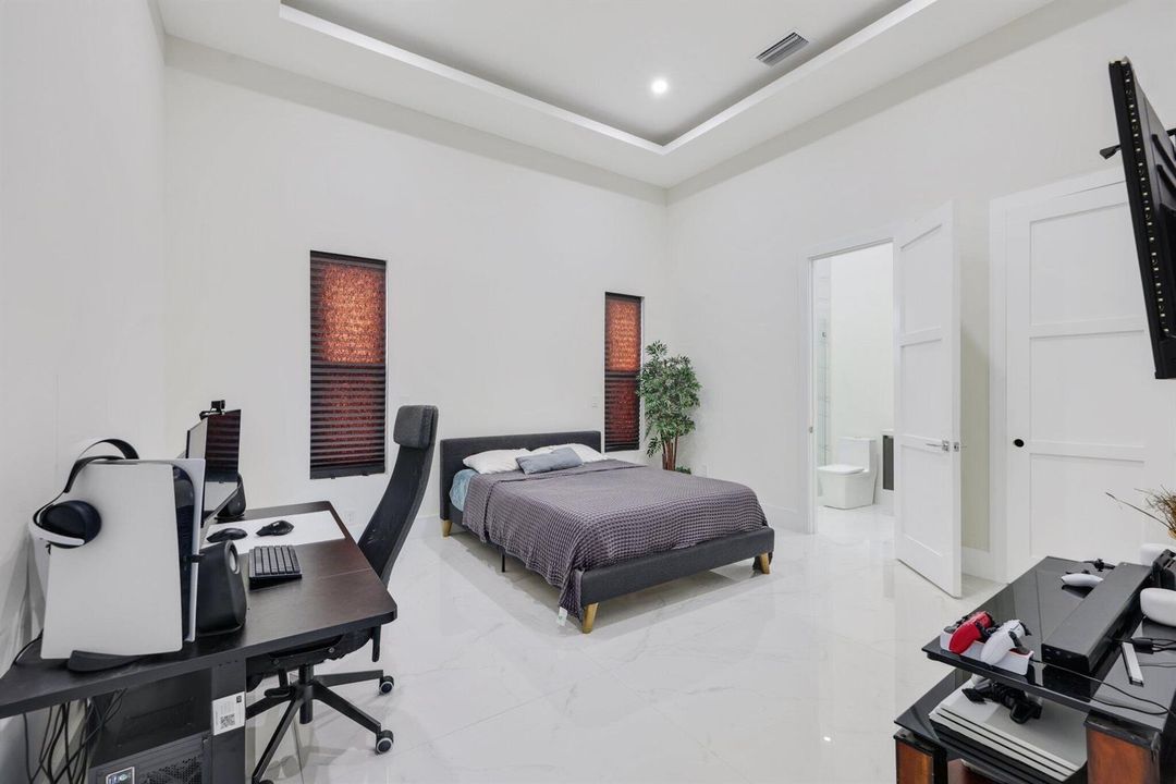13600 Pine Meadow Court - 83.jpg-SMALL