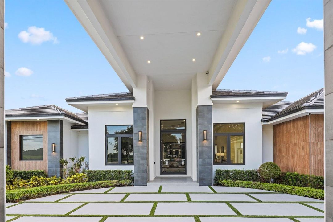 13600 Pine Meadow Court - 11.jpg-SMALL