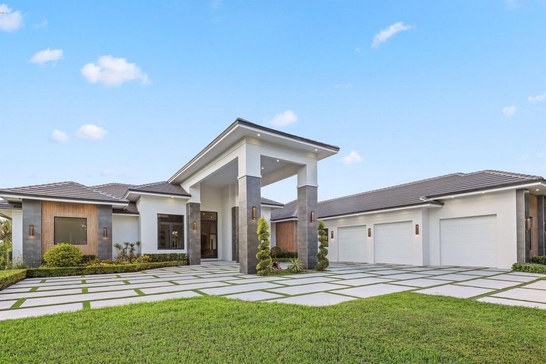 13600 Pine Meadow Court - 8.jpg-SMALL