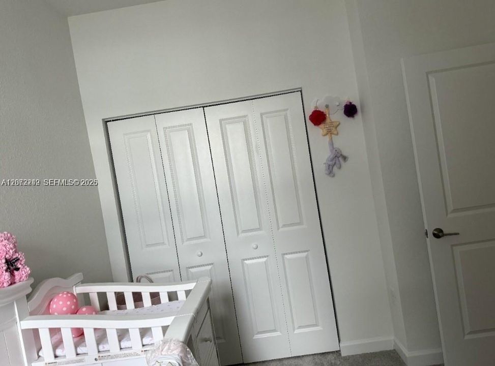 En Venta: $329,900 (3 camas, 2 baños, 1393 Pies cuadrados)