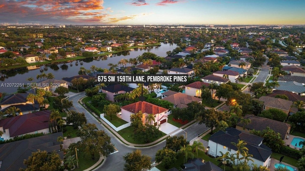 En Venta: $1,100,000 (6 camas, 4 baños, 4036 Pies cuadrados)