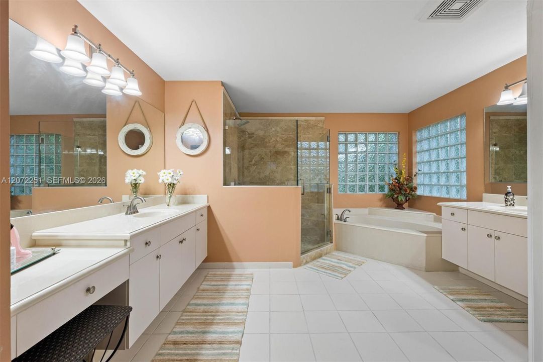 For Sale: $1,100,000 (6 beds, 4 baths, 4036 Square Feet)