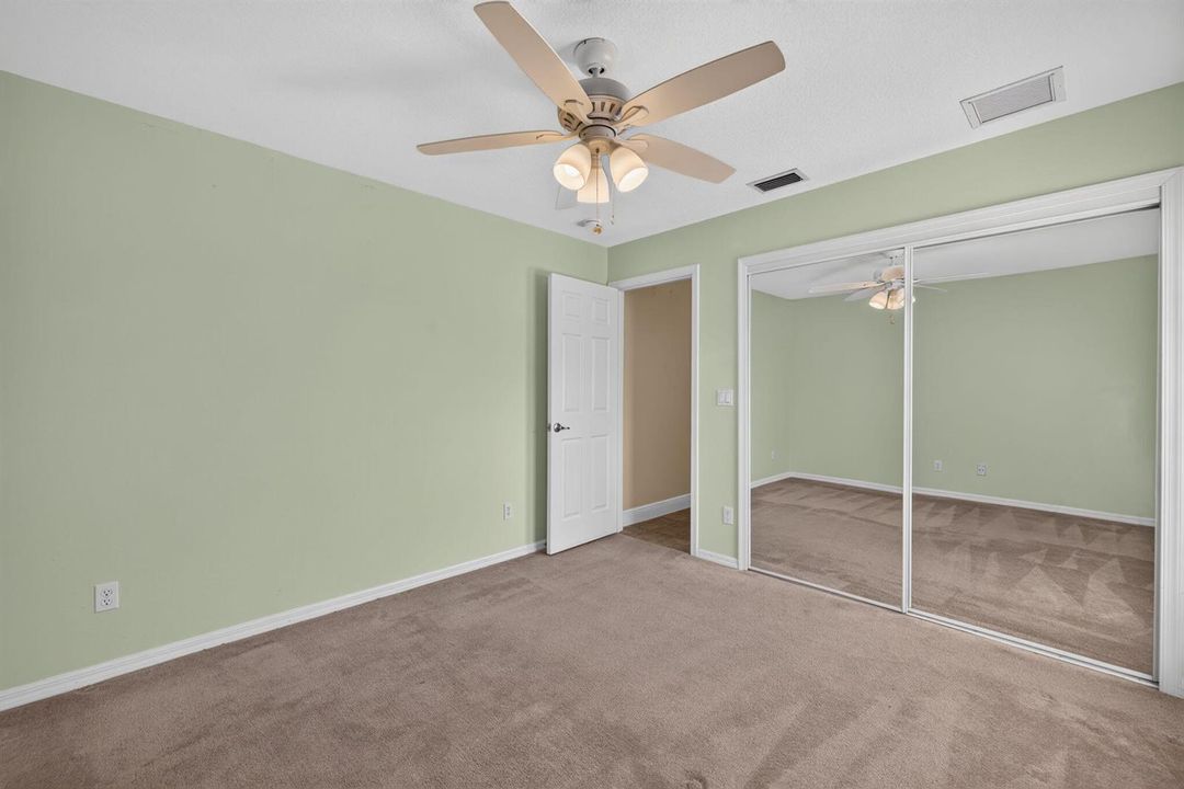 29 - Guest Bedroom1 (2)