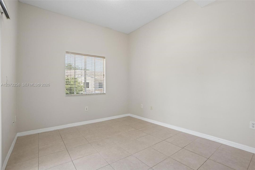 2ND BEDROOM