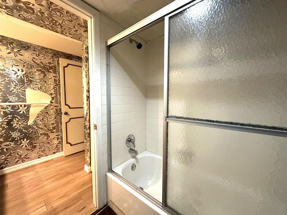 Upstairs Bathroom