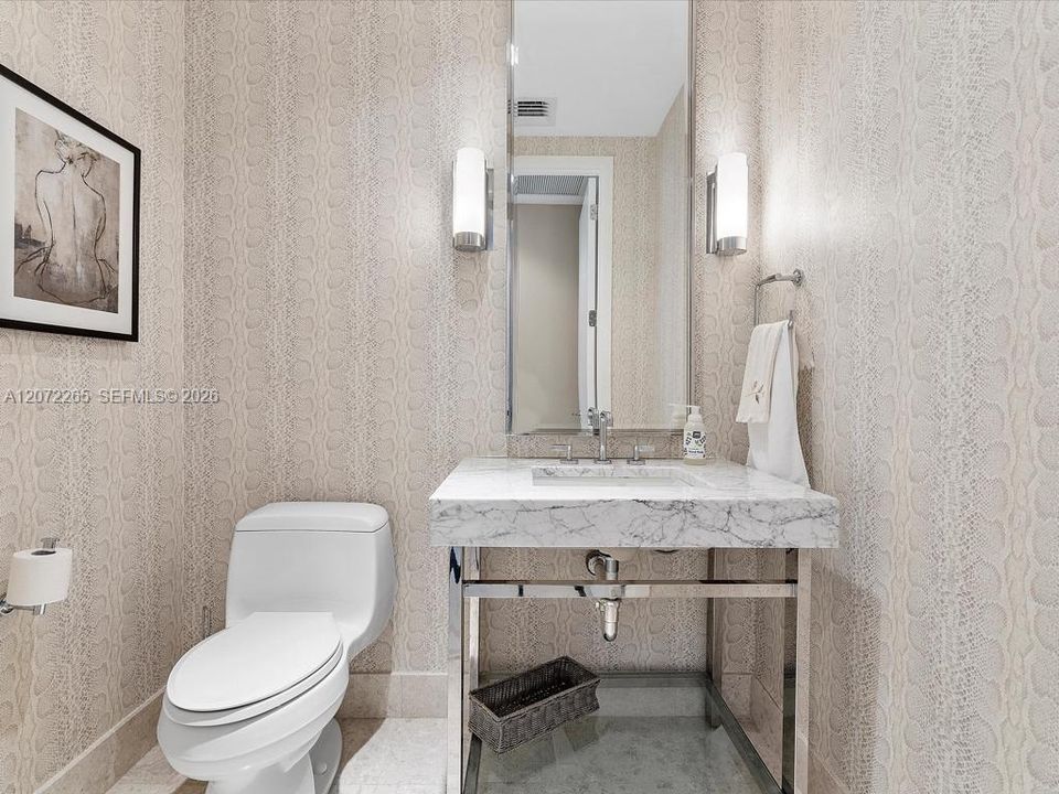 For Rent: $35,000 (2 beds, 2 baths, 1685 Square Feet)