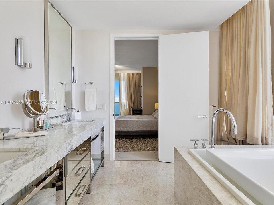 For Rent: $35,000 (2 beds, 2 baths, 1685 Square Feet)