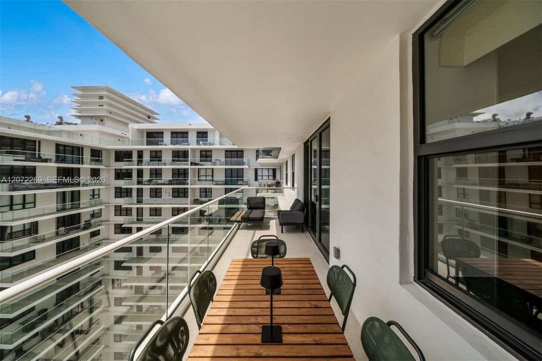 En Venta: $1,695,000 (2 camas, 2 baños, 1688 Pies cuadrados)