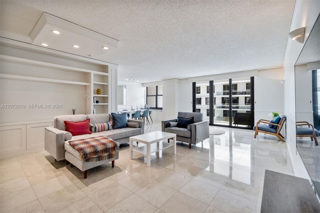 En Venta: $1,695,000 (2 camas, 2 baños, 1688 Pies cuadrados)
