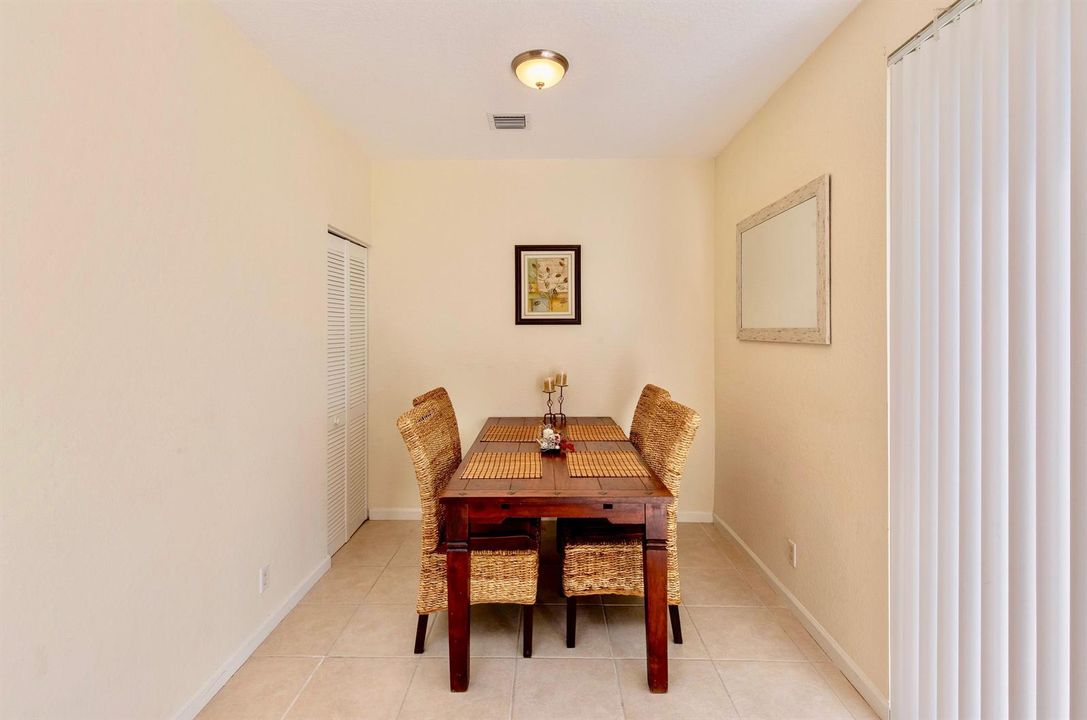 Breakfast Nook