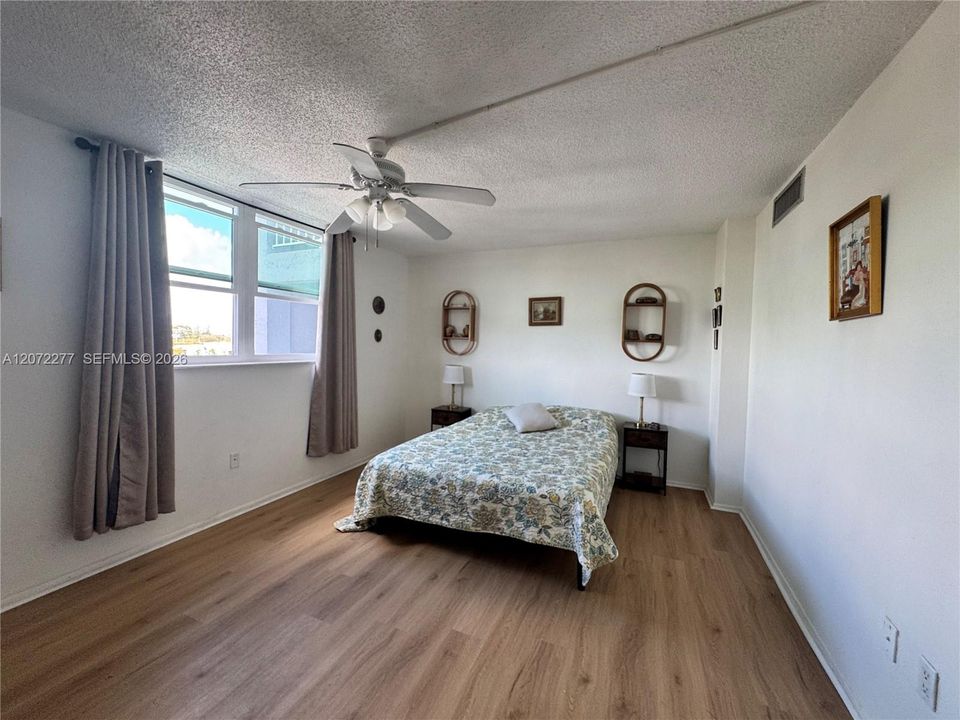 В аренду: $2,500 (3 спален, 2 ванн, 1332 Квадратных фут)
