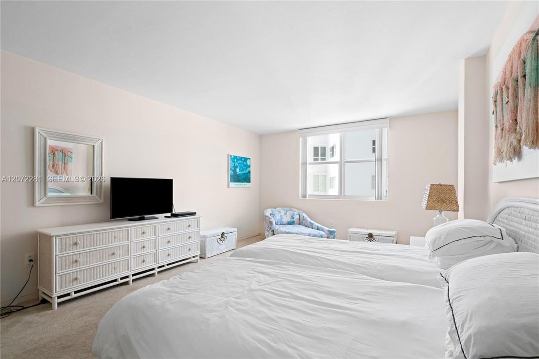 В аренду: $3,500 (2 спален, 2 ванн, 1281 Квадратных фут)