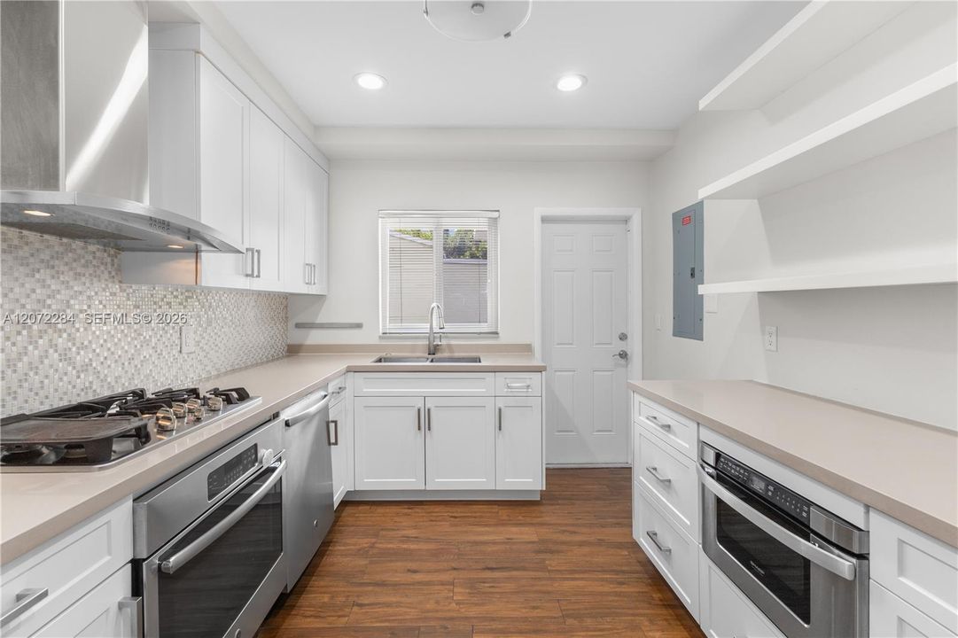 En Venta: $1,189,000 (3 camas, 3 baños, 1848 Pies cuadrados)