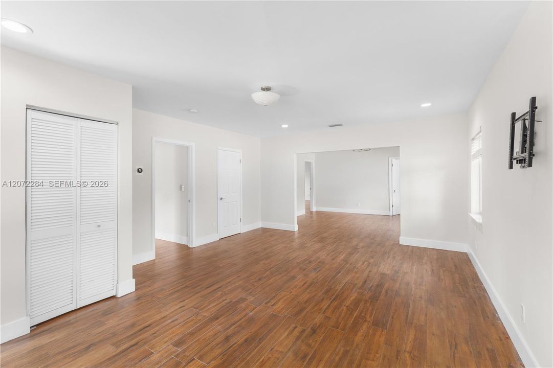 En Venta: $1,189,000 (3 camas, 3 baños, 1848 Pies cuadrados)