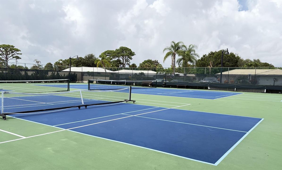 TENNIS/PICKLEBALL