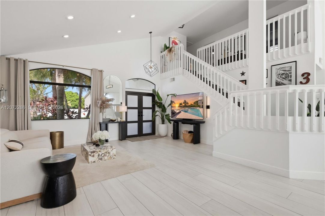 For Sale: $939,000 (4 beds, 2 baths, 2076 Square Feet)