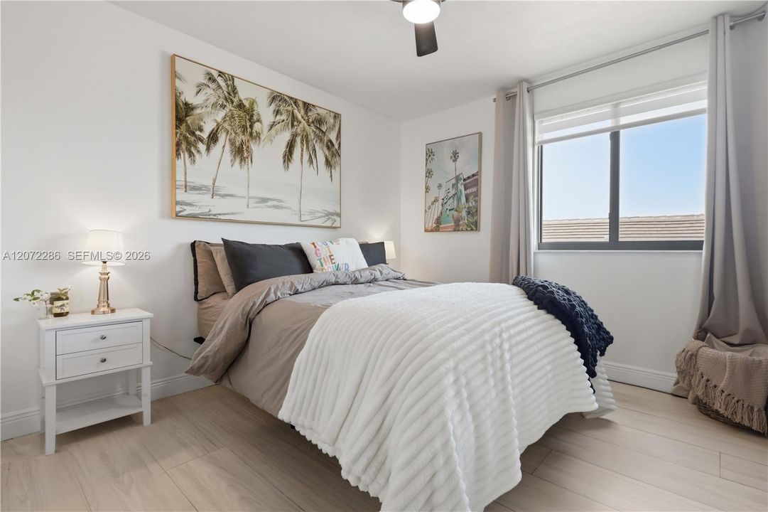 For Sale: $939,000 (4 beds, 2 baths, 2076 Square Feet)