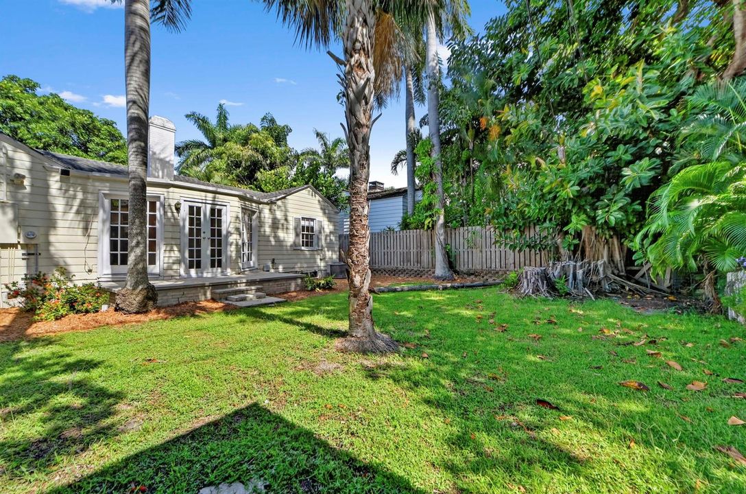 30 backyard 02
