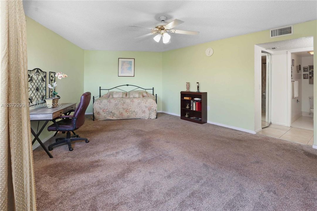 For Rent: $1,500 (1 beds, 1 baths, 1223 Square Feet)