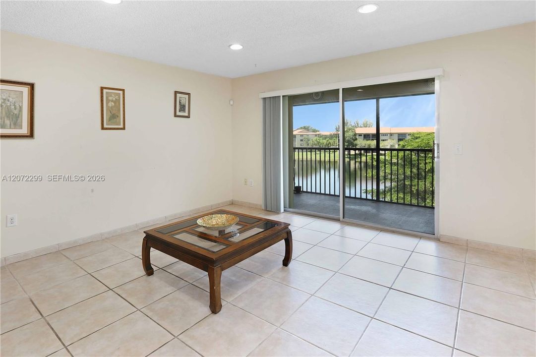 For Rent: $1,500 (1 beds, 1 baths, 1223 Square Feet)