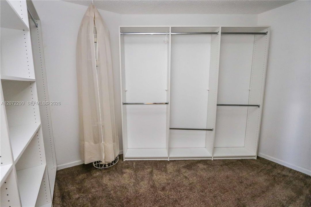 For Rent: $1,500 (1 beds, 1 baths, 1223 Square Feet)