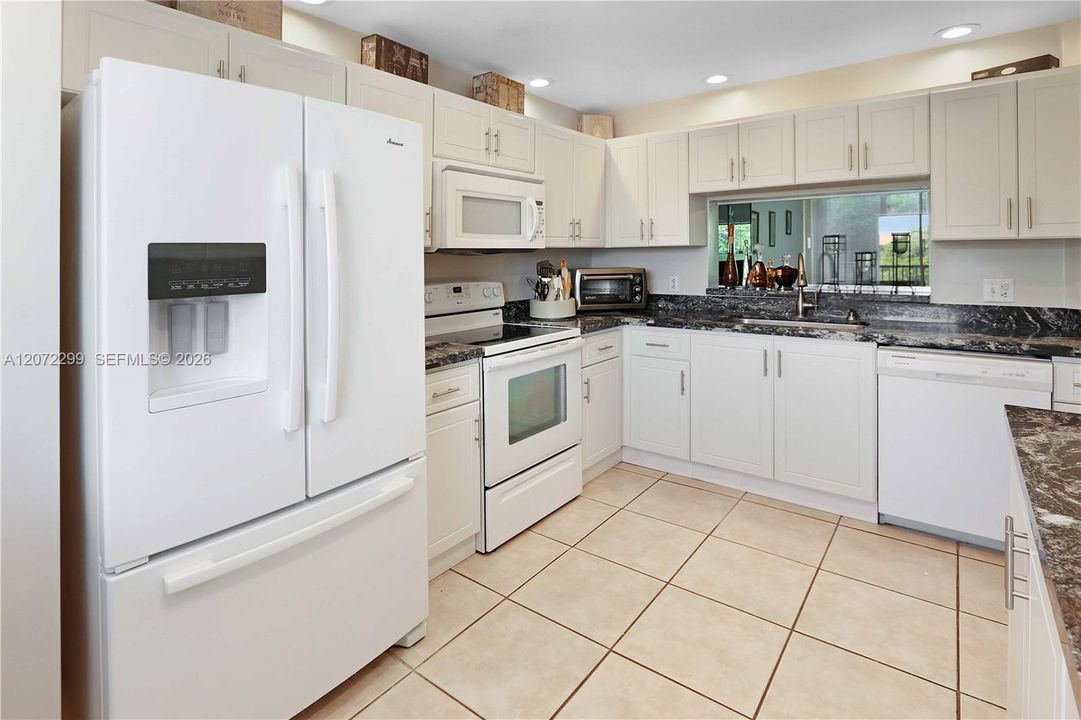 For Rent: $1,500 (1 beds, 1 baths, 1223 Square Feet)