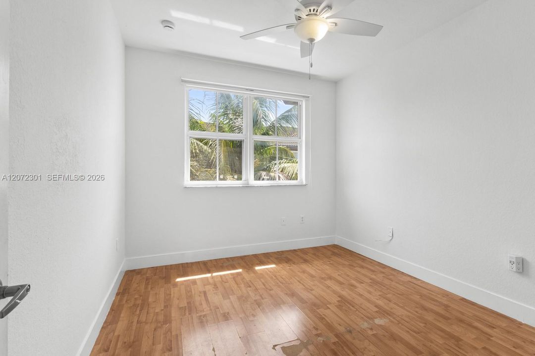For Sale: $638,000 (4 beds, 2 baths, 1894 Square Feet)