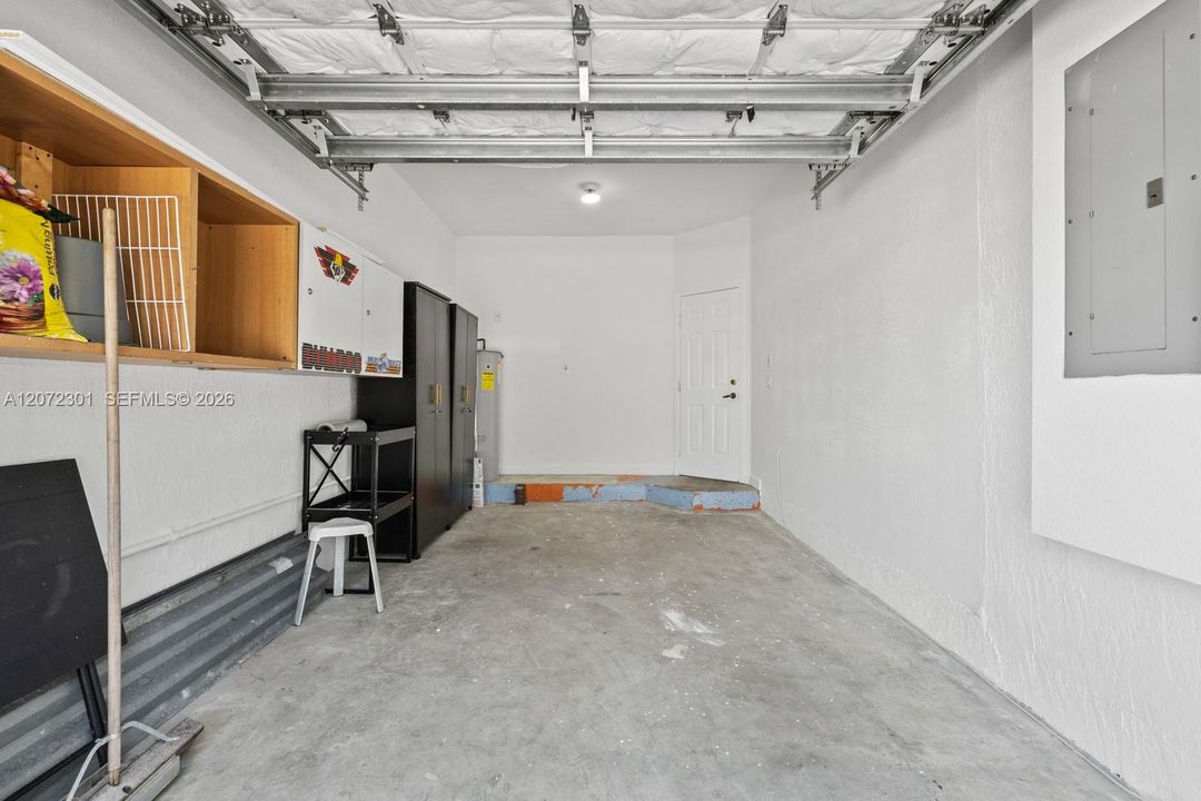 For Sale: $638,000 (4 beds, 2 baths, 1894 Square Feet)