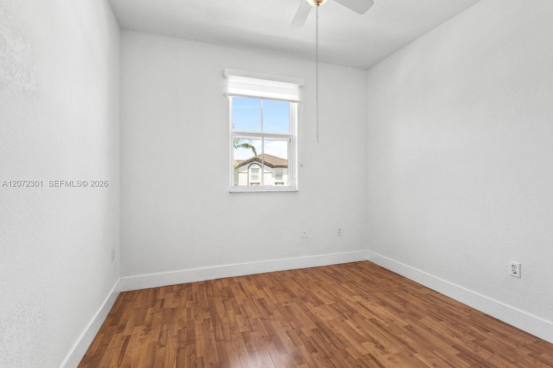 For Sale: $638,000 (4 beds, 2 baths, 1894 Square Feet)