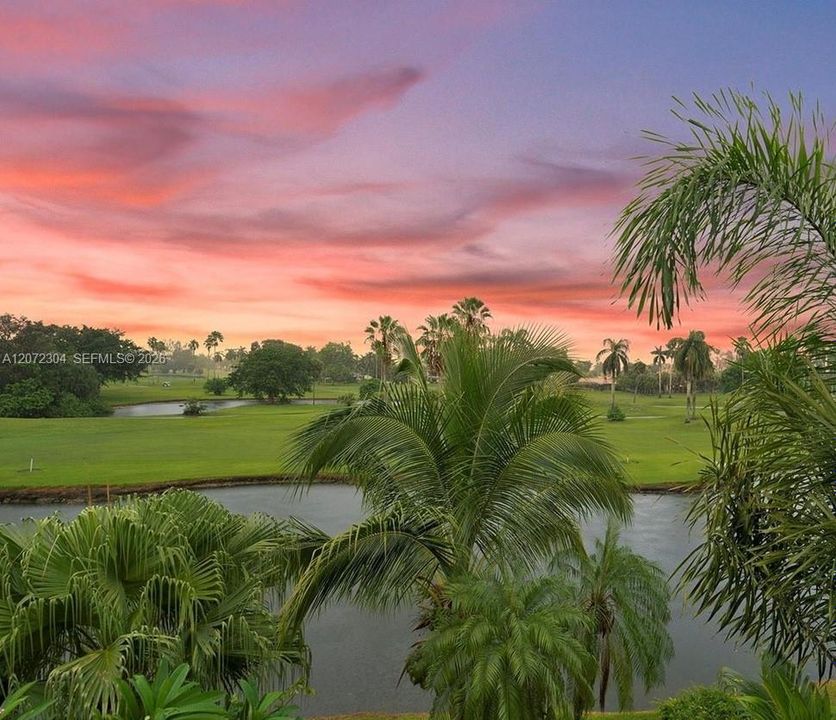 For Sale: $439,000 (3 beds, 3 baths, 2180 Square Feet)