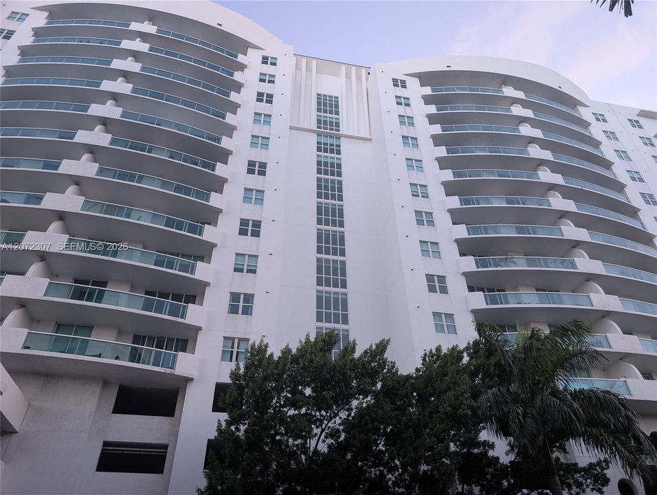 На продажу: $565,000 (2 спален, 2 ванн, 1251 Квадратных фут)