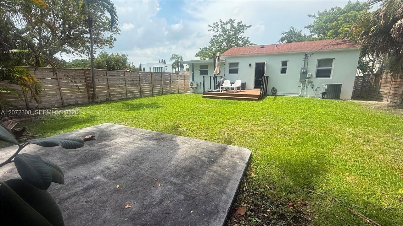 For Rent: $4,200 (3 beds, 2 baths, 1188 Square Feet)