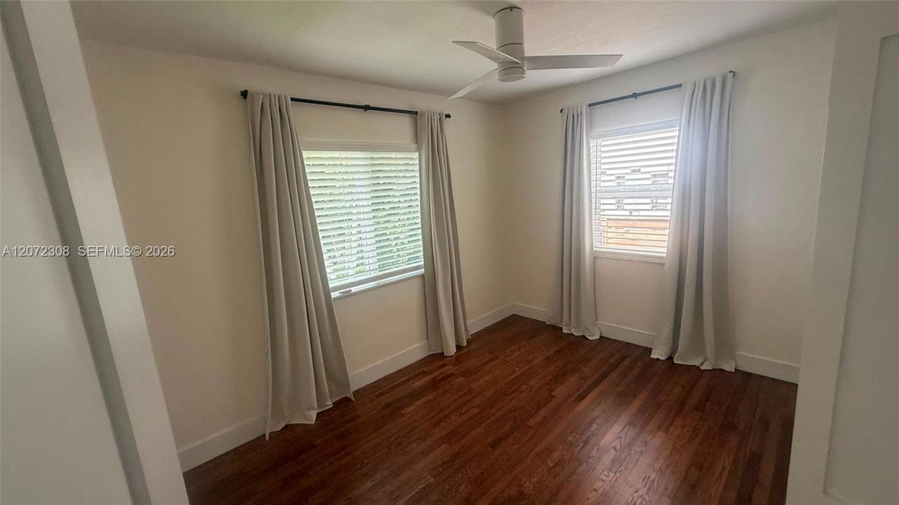 For Rent: $4,200 (3 beds, 2 baths, 1188 Square Feet)