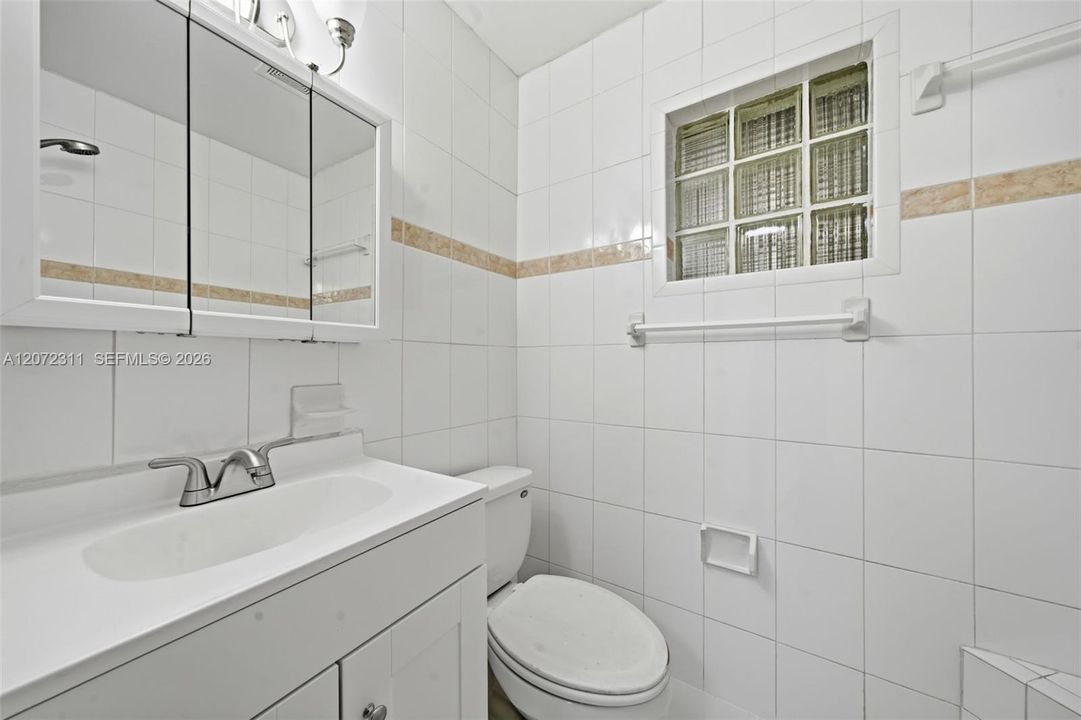 En Renta: $3,500 (3 camas, 2 baños, 1200 Pies cuadrados)