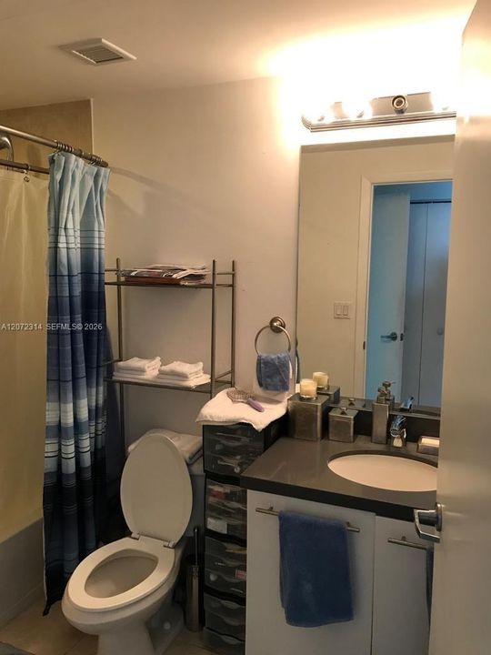 Second Bed Bathroom