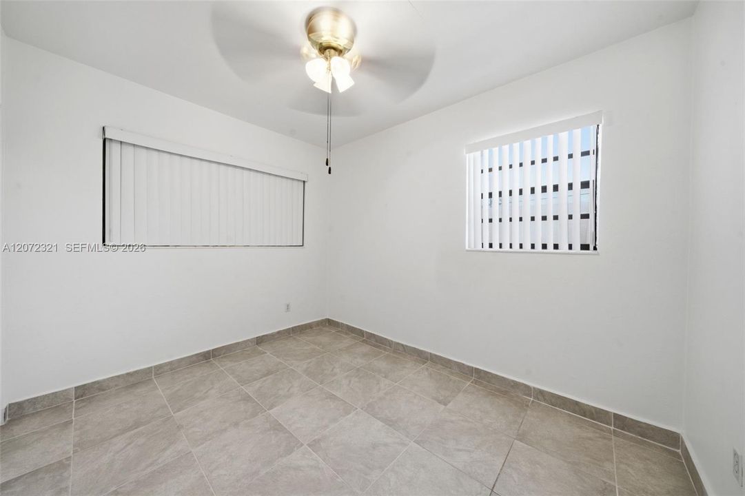 En Renta: $3,200 (3 camas, 1 baños, 1100 Pies cuadrados)