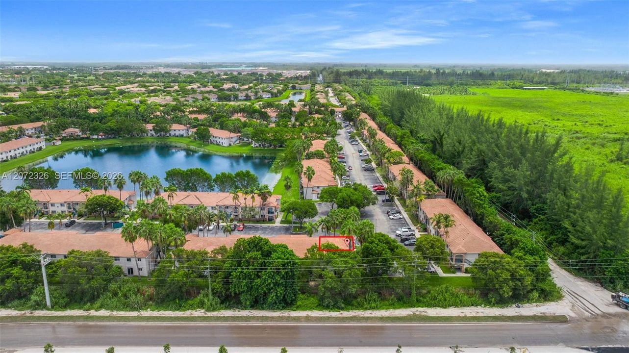 На продажу: $221,000 (3 спален, 2 ванн, 1099 Квадратных фут)