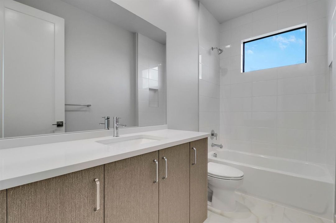 Guest Room 2