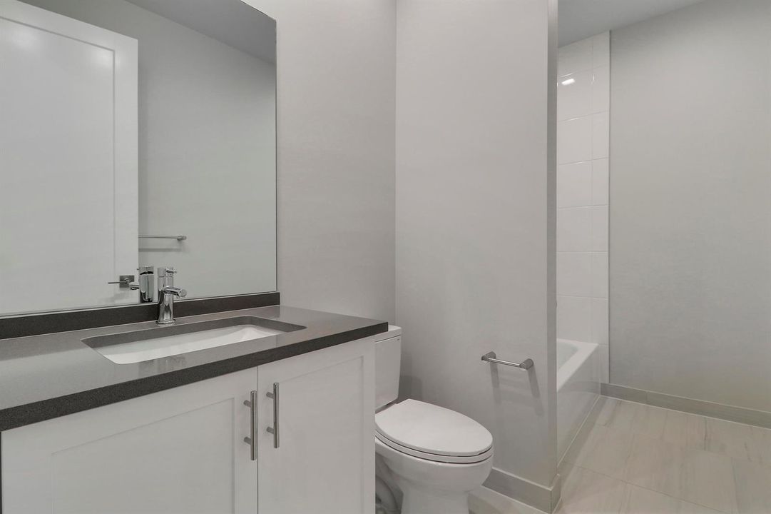 Guest Bath 3
