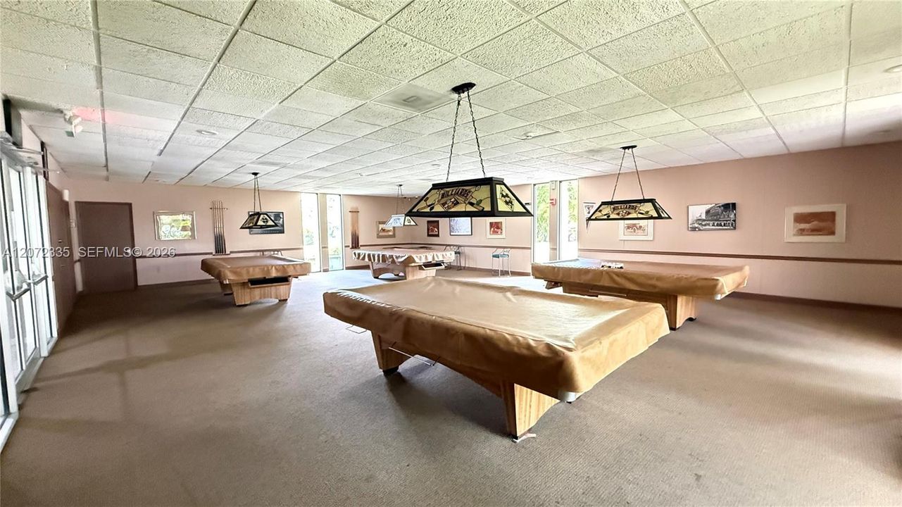 For Sale: $295,500 (3 beds, 2 baths, 1040 Square Feet)