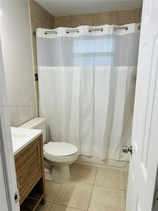 В аренду: $1,750 (1 спален, 1 ванн, 2277 Квадратных фут)